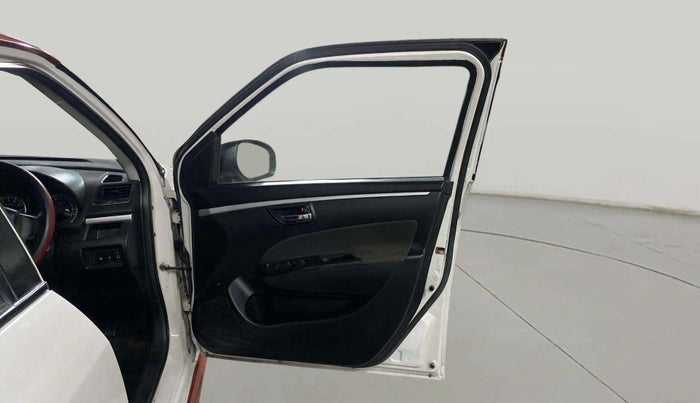 2015 Maruti Swift VXI GLORY EDITION, Petrol, Manual, 56,005 km, RHS Front Door