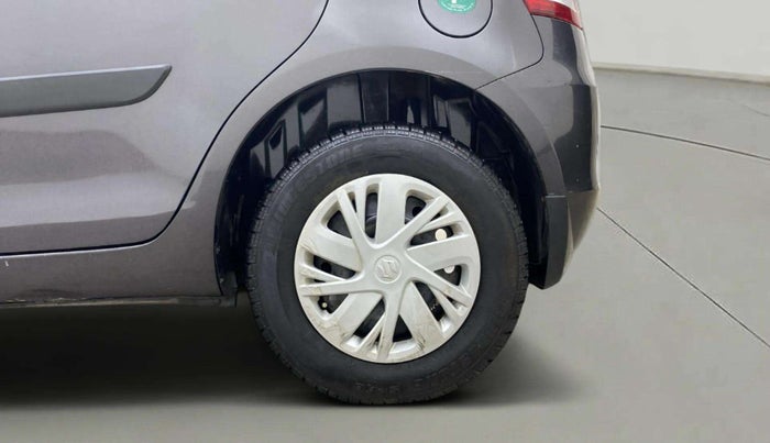 2017 Maruti Swift VXI O, Petrol, Manual, 47,289 km, Left Rear Wheel