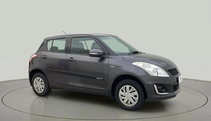 2017 Maruti Swift VXI O, Petrol, Manual, 47,289 km, Right Front Diagonal