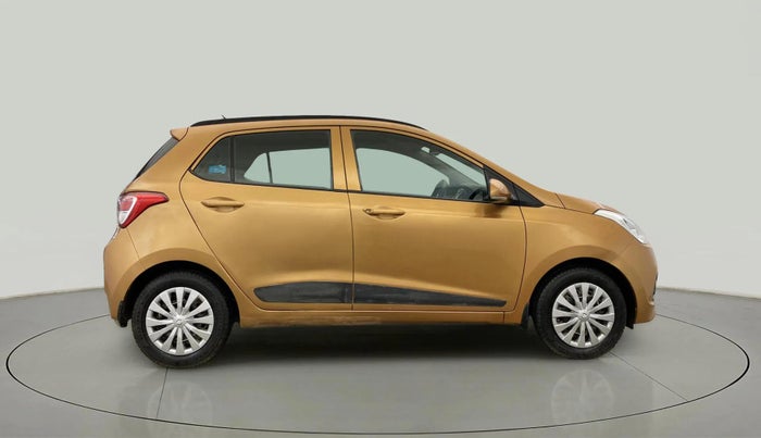 2016 Hyundai Grand i10 SPORTZ 1.2 KAPPA VTVT, Petrol, Manual, 61,080 km, Right Side View