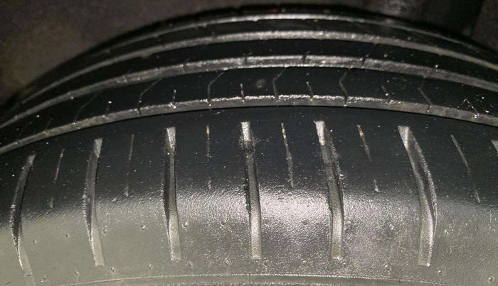 2018 Maruti Baleno ALPHA CVT PETROL 1.2, Petrol, Automatic, 28,200 km, Left Rear Tyre Tread