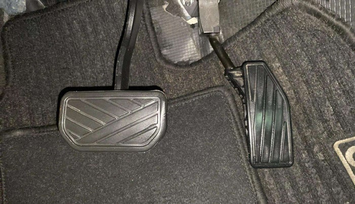 2018 Maruti Baleno ALPHA CVT PETROL 1.2, Petrol, Automatic, 28,200 km, Pedals