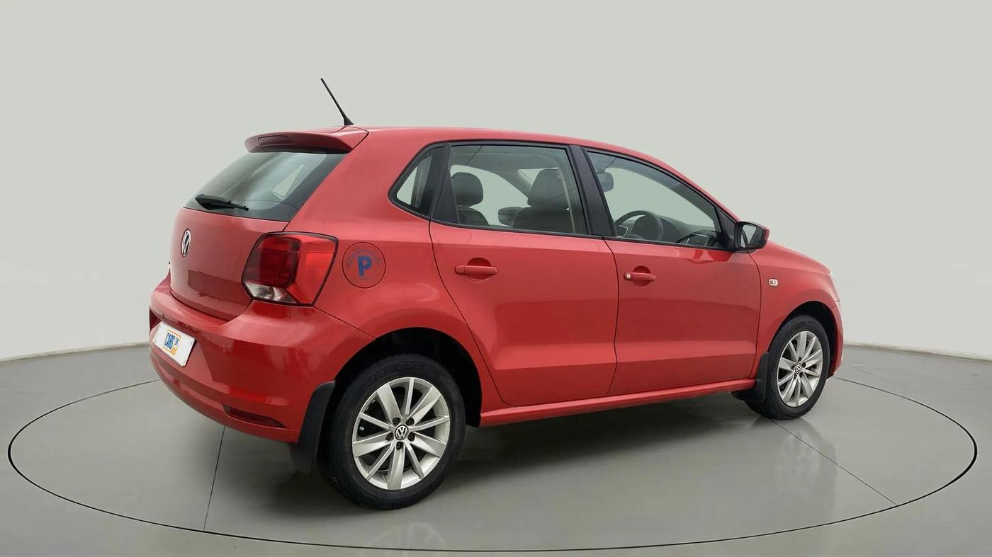 2015 Volkswagen Polo HIGHLINE1.2L, Petrol, Manual, 44,183 km, Right Back Diagonal