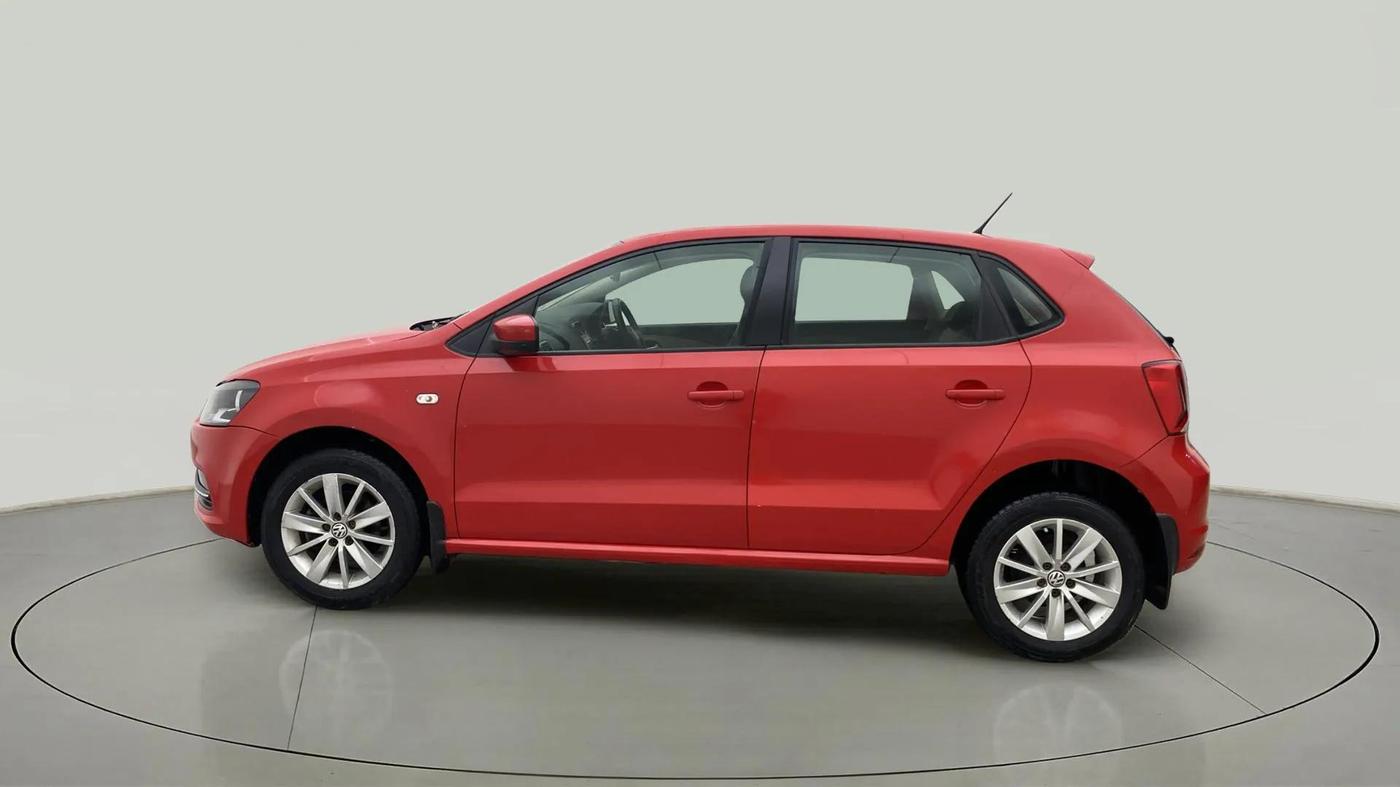 2015 Volkswagen Polo HIGHLINE1.2L, Petrol, Manual, 44,183 km, Left Side