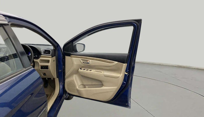 2018 Maruti Ciaz DELTA 1.5 SHVS MT PETROL, Petrol, Manual, 78,243 km, RHS Front Door