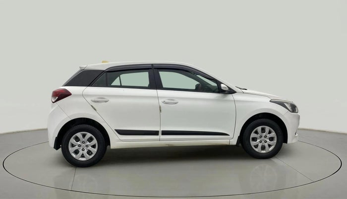 2017 Hyundai Elite i20 SPORTZ 1.2, Petrol, Manual, 32,391 km, Right Side View
