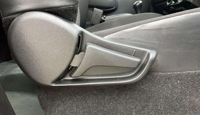 2020 Maruti S PRESSO VXI+, Petrol, Manual, 24,338 km, Driver Side Adjustment Panel