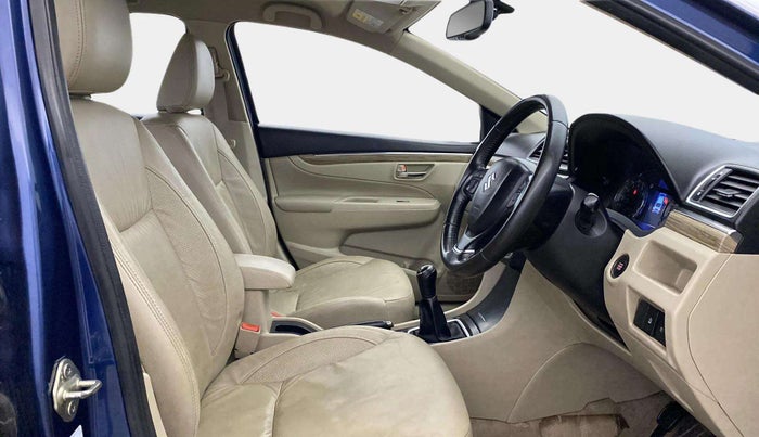 2019 Maruti Ciaz ALPHA 1.5 SHVS PETROL, Petrol, Manual, 44,906 km, Right Side Front Door Cabin