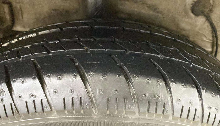 2017 Maruti Celerio ZXI AMT (O), Petrol, Automatic, 35,213 km, Right Rear Tyre Tread