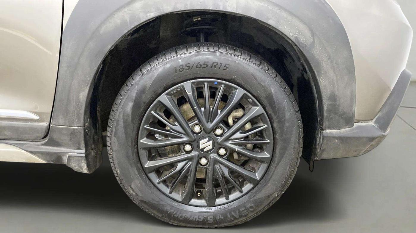 2019 Maruti XL6 ALPHA AT, Petrol, Automatic, 99,614 km, Right Front Wheel
