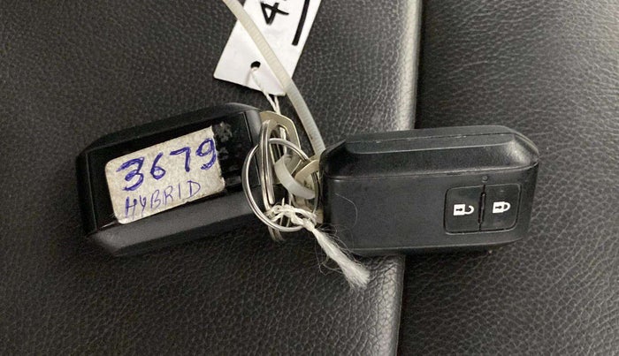 2019 Maruti XL6 ALPHA AT, Petrol, Automatic, 99,614 km, Key Close Up