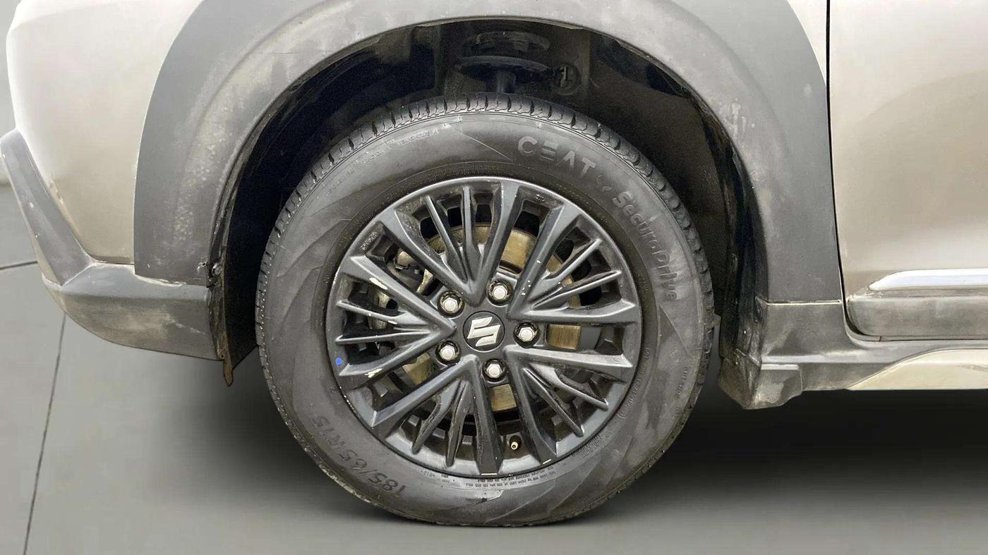 2019 Maruti XL6 ALPHA AT, Petrol, Automatic, 99,614 km, Left Front Wheel