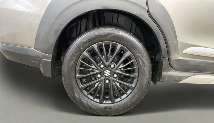 2019 Maruti XL6 ALPHA AT, Petrol, Automatic, 99,614 km, Right Rear Wheel