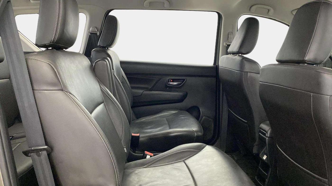 2019 Maruti XL6 ALPHA AT, Petrol, Automatic, 99,614 km, Right Side Rear Door Cabin