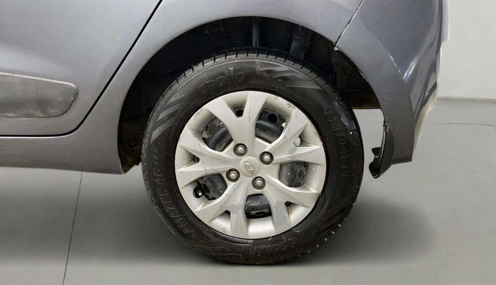 2015 Hyundai Grand i10 SPORTZ 1.2 KAPPA VTVT, CNG, Manual, 51,228 km, Left Rear Wheel