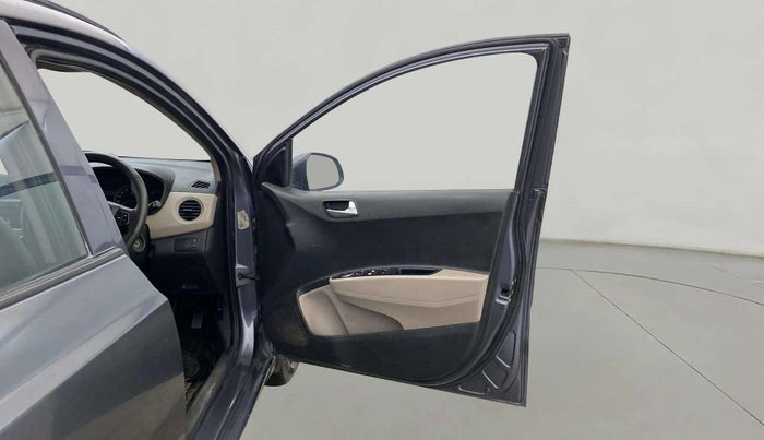 2015 Hyundai Grand i10 SPORTZ 1.2 KAPPA VTVT, CNG, Manual, 51,228 km, RHS Front Door