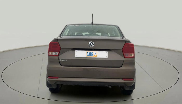 2016 Volkswagen Ameo HIGHLINE1.2L, Petrol, Manual, 87,018 km, Back/Rear