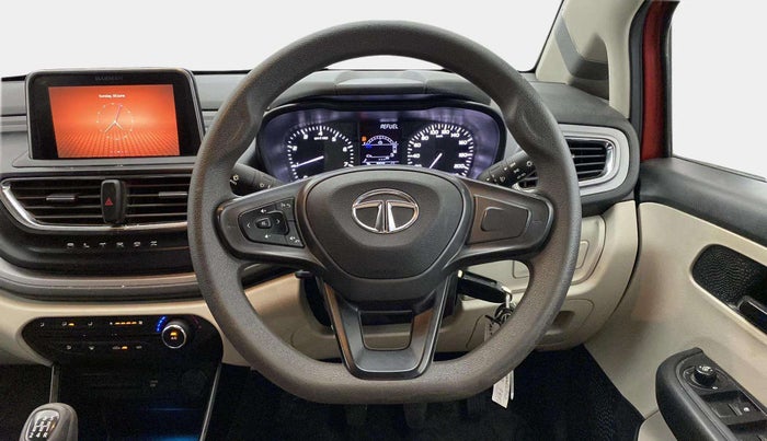 2022 Tata ALTROZ XM PLUS PETROL, Petrol, Manual, 26,138 km, Steering Wheel Close Up