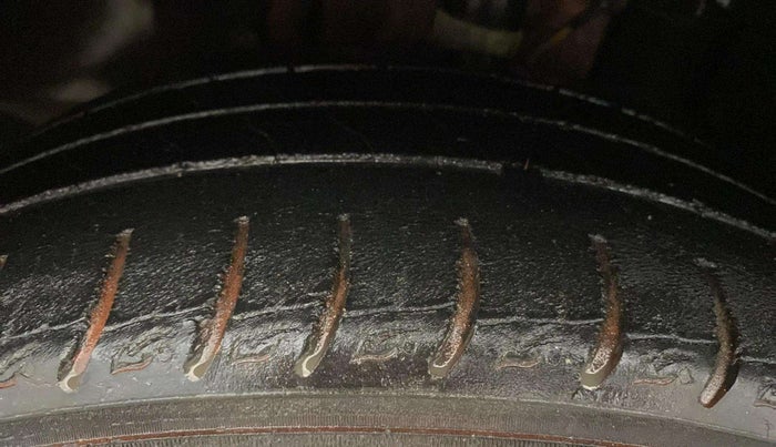2022 Tata ALTROZ XM PLUS PETROL, Petrol, Manual, 26,138 km, Left Front Tyre Tread