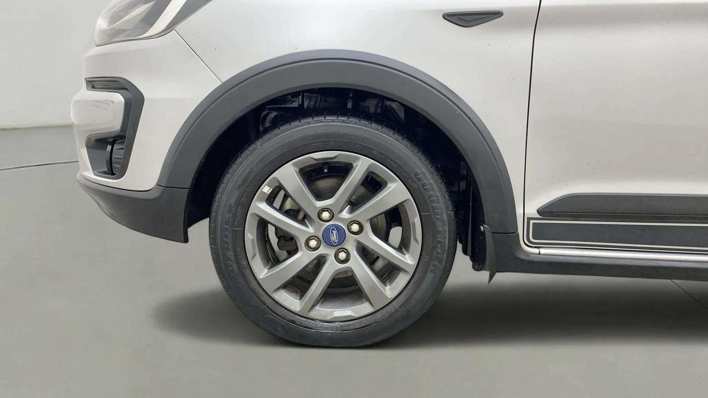 2020 Ford FREESTYLE TITANIUM 1.2 PETROL, Petrol, Manual, 72,812 km, Left Front Wheel