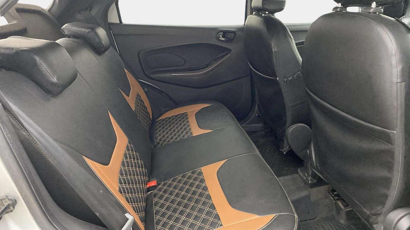 2020 Ford FREESTYLE TITANIUM 1.2 PETROL, Petrol, Manual, 72,812 km, Right Side Rear Door Cabin