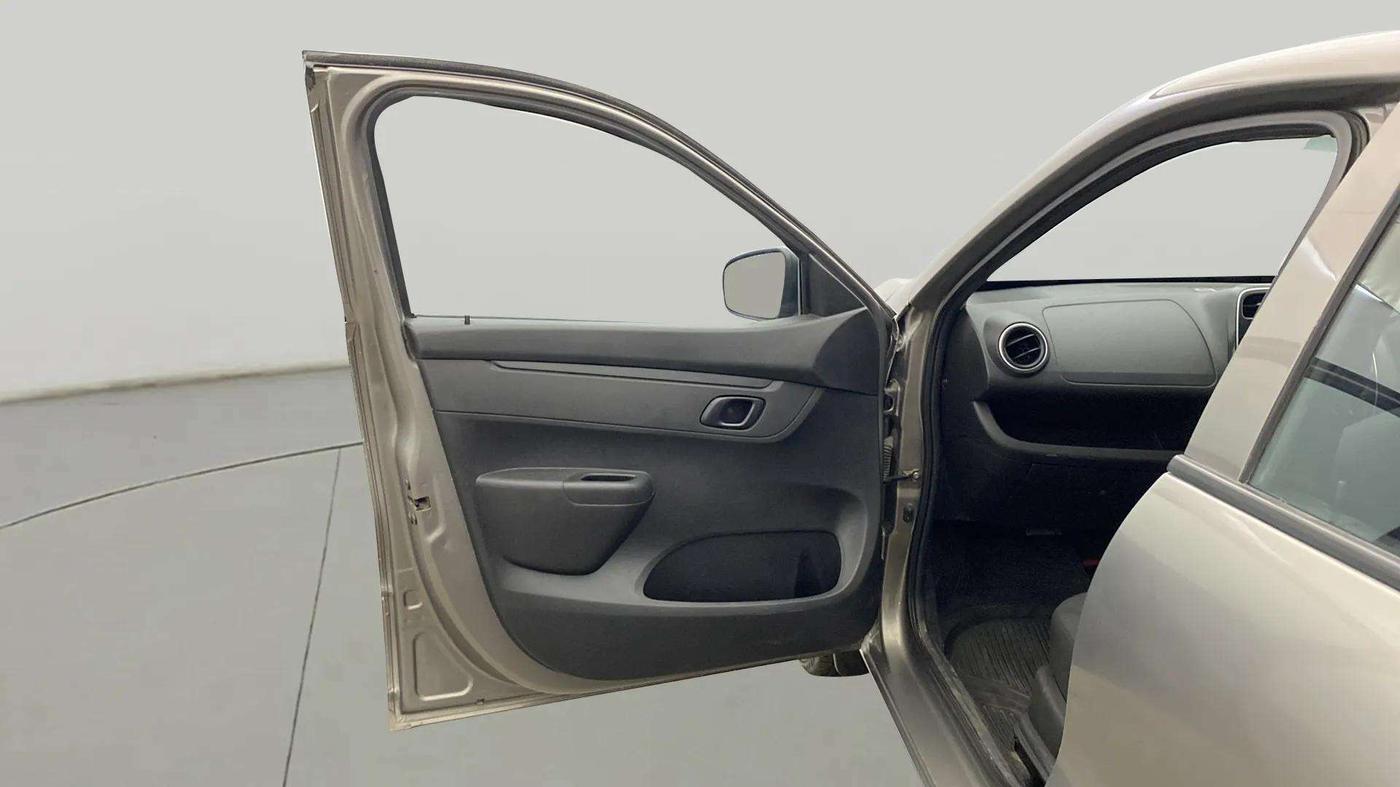 2019 Renault Kwid RXL, Petrol, Manual, 73,649 km, LHS Front Door
