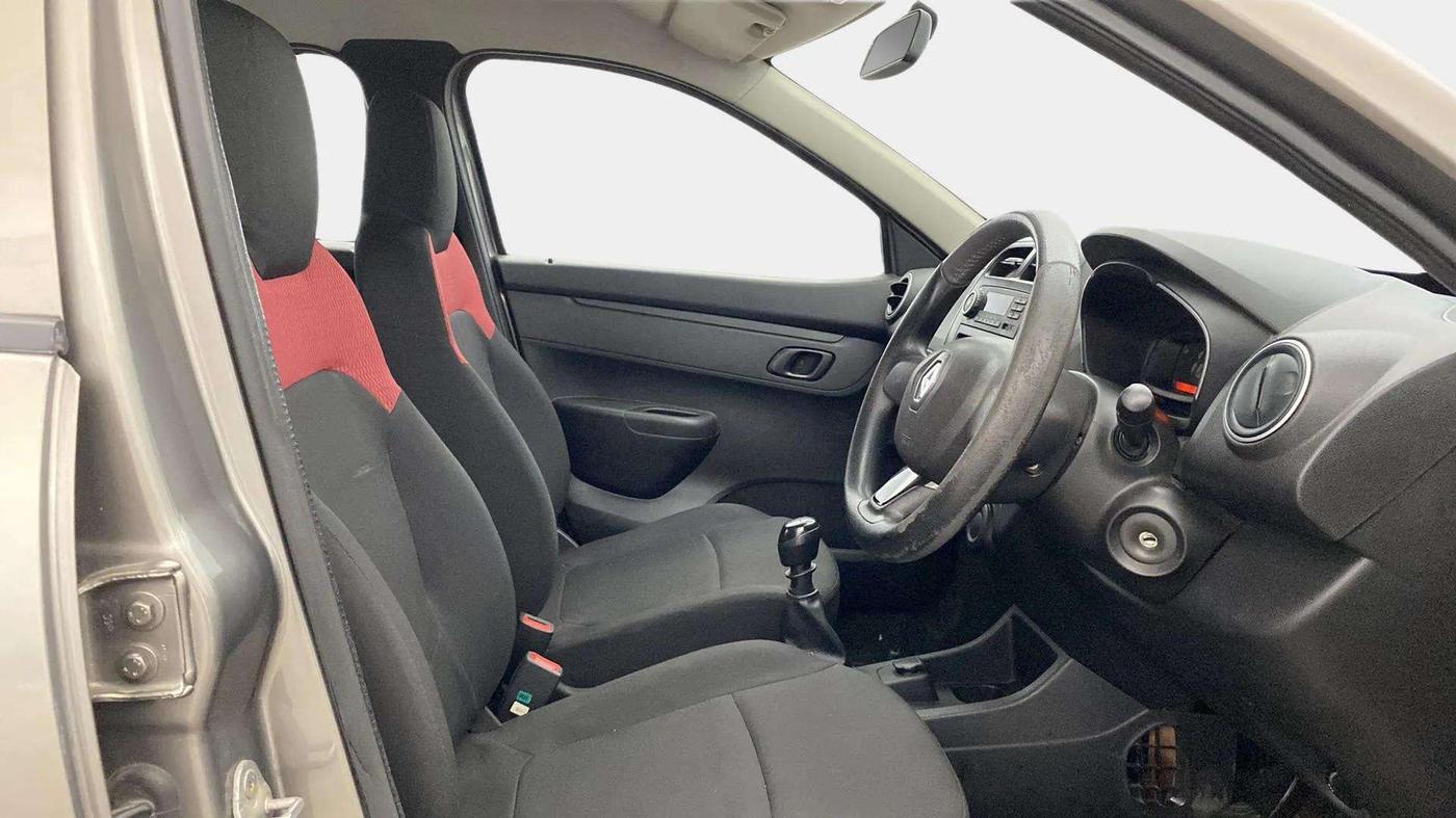 2019 Renault Kwid RXL, Petrol, Manual, 73,649 km, Right Side Front Door Cabin