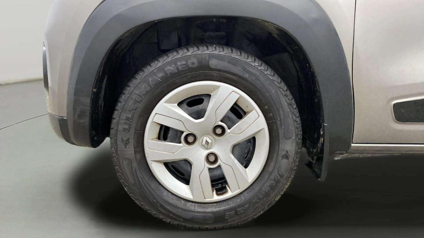 2019 Renault Kwid RXL, Petrol, Manual, 73,649 km, Left Front Wheel