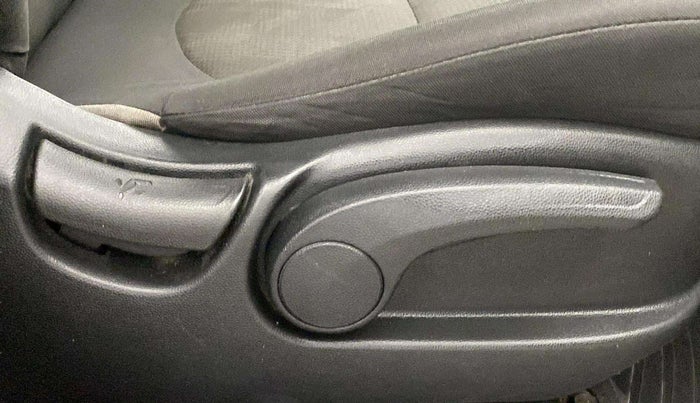 2018 Hyundai Creta E PLUS 1.6 PETROL, Petrol, Manual, 46,473 km, Driver Side Adjustment Panel
