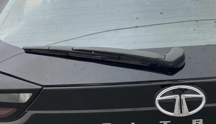 2023 Tata ALTROZ XZ + SUNROOF, Petrol, Manual, 2,194 km, Rear Wiper