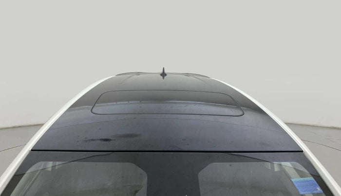 2023 Tata ALTROZ XZ + SUNROOF, Petrol, Manual, 2,194 km, Moonroof/ Sunroof