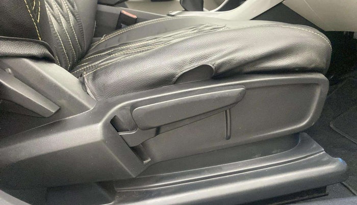 2023 Tata ALTROZ XZ + SUNROOF, Petrol, Manual, 2,194 km, Driver Side Adjustment Panel