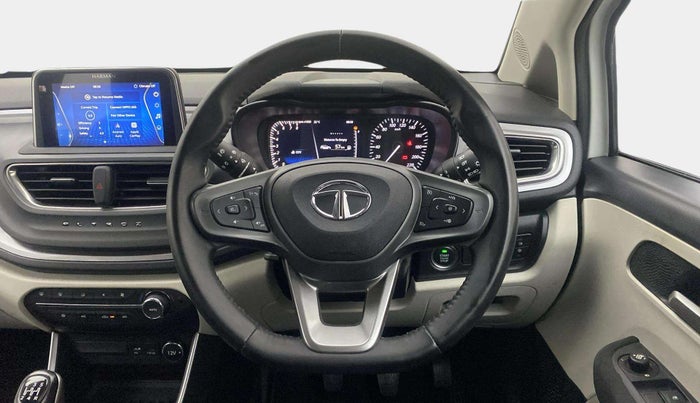 2023 Tata ALTROZ XZ + SUNROOF, Petrol, Manual, 2,194 km, Steering Wheel Close Up