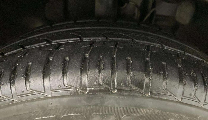 2022 Tata Tiago XT (O) PETROL, Petrol, Manual, 37,553 km, Right Front Tyre Tread