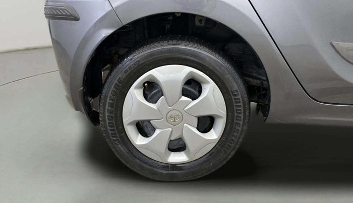 2022 Tata Tiago XT (O) PETROL, Petrol, Manual, 37,553 km, Right Rear Wheel