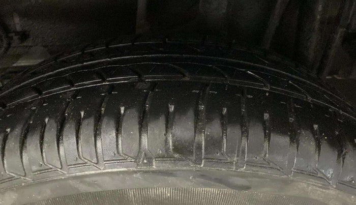 2022 Tata Tiago XT (O) PETROL, Petrol, Manual, 37,553 km, Left Rear Tyre Tread