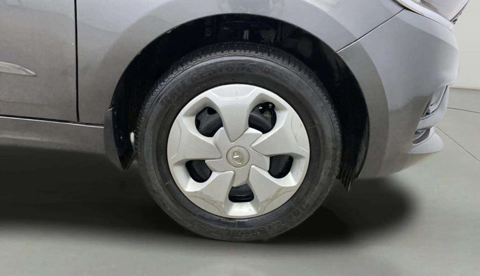2022 Tata Tiago XT (O) PETROL, Petrol, Manual, 37,553 km, Right Front Wheel