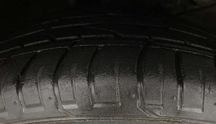 2018 Hyundai Creta SX PLUS AT 1.6 PETROL, Petrol, Automatic, 14,946 km, Left Front Tyre Tread