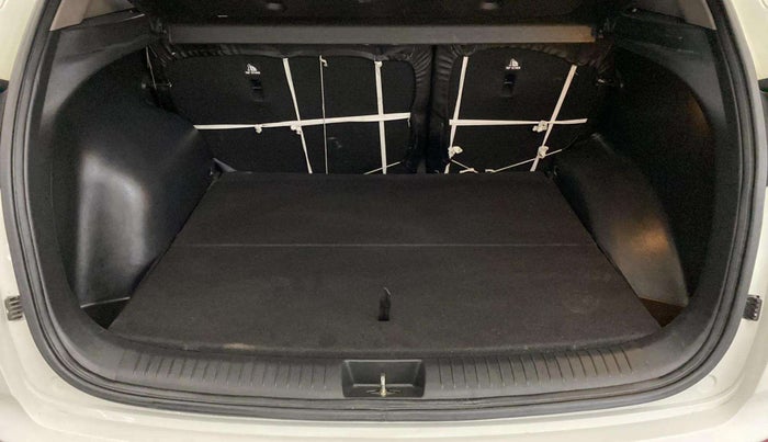 2018 Hyundai Creta SX PLUS AT 1.6 PETROL, Petrol, Automatic, 14,946 km, Boot Inside