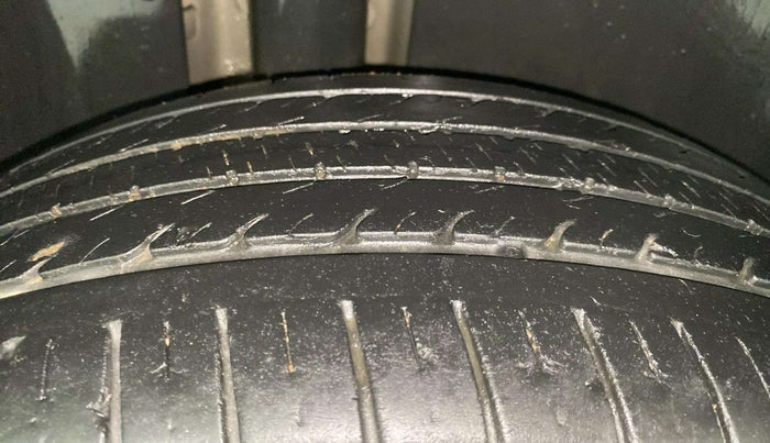 2020 MG HECTOR SHARP HYBRID 1.5 PETROL, Petrol, Manual, 39,196 km, Right Rear Tyre Tread