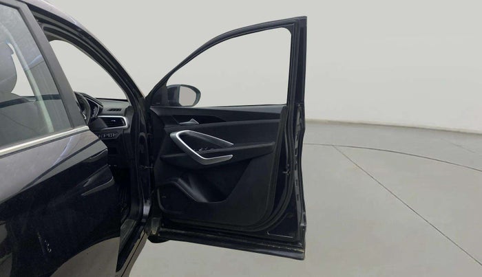 2020 MG HECTOR SHARP HYBRID 1.5 PETROL, Petrol, Manual, 39,196 km, RHS Front Door