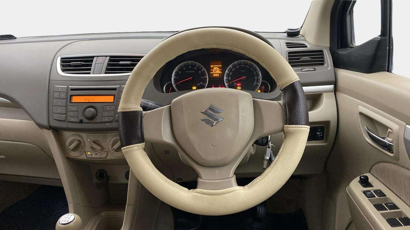 2013 Maruti Ertiga VXI, Petrol, Manual, 57,135 km, Steering Wheel Close Up