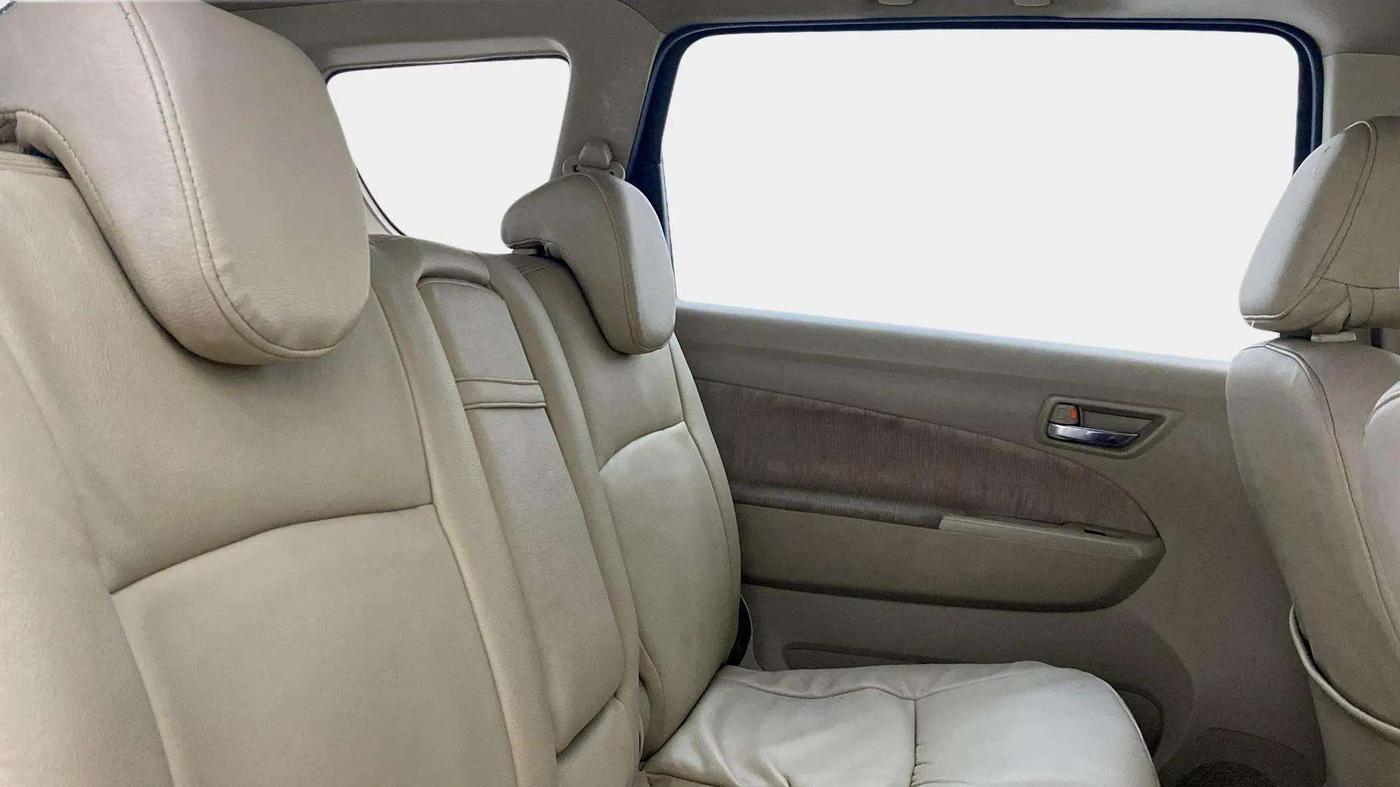 2013 Maruti Ertiga VXI, Petrol, Manual, 57,135 km, Right Side Rear Door Cabin