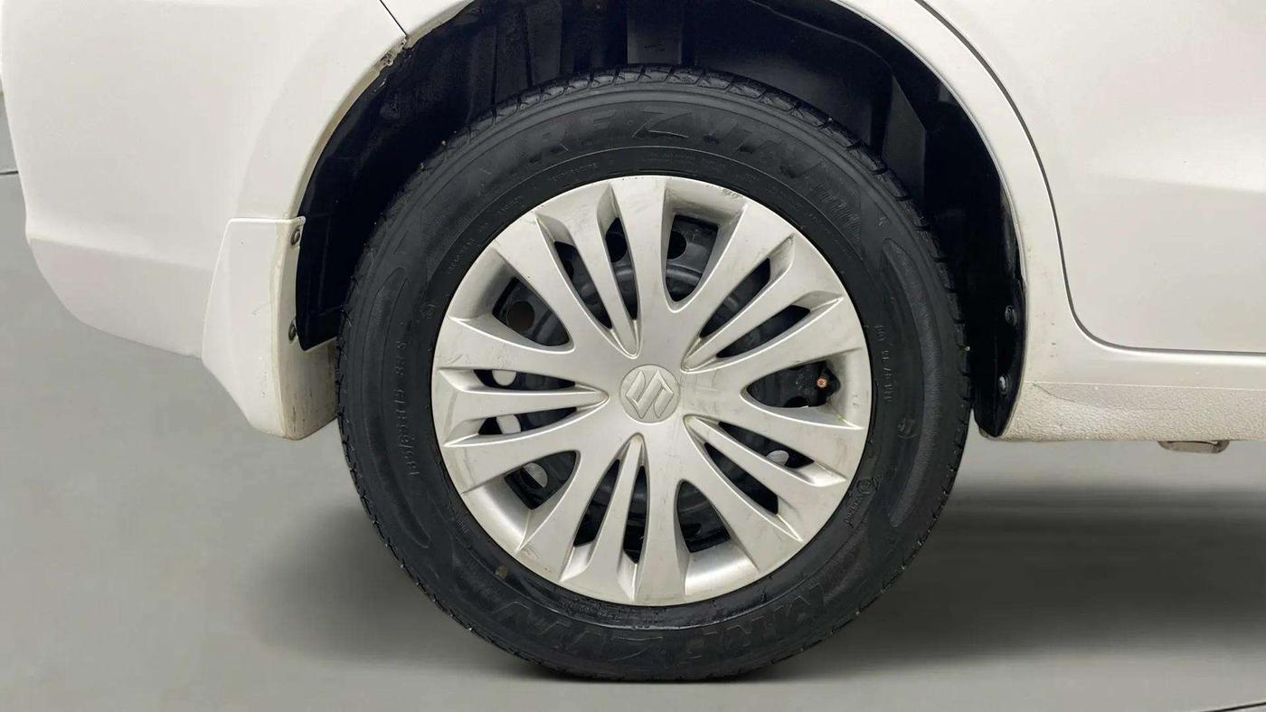 2013 Maruti Ertiga VXI, Petrol, Manual, 57,135 km, Right Rear Wheel