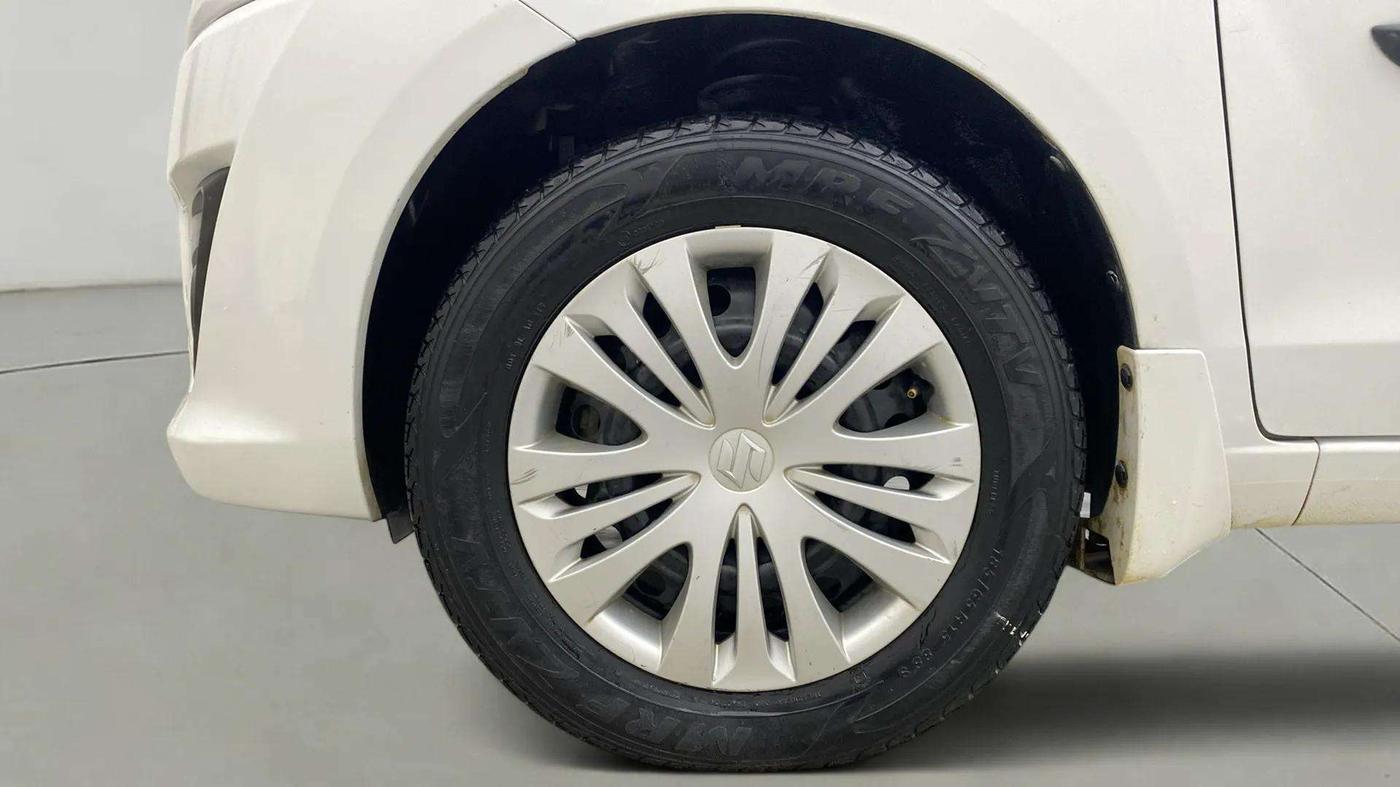 2013 Maruti Ertiga VXI, Petrol, Manual, 57,135 km, Left Front Wheel