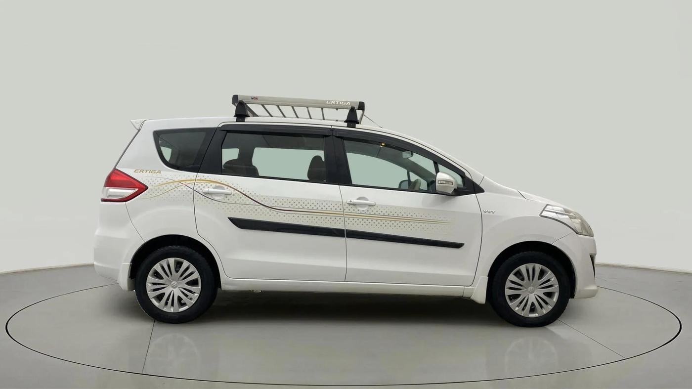 2013 Maruti Ertiga VXI, Petrol, Manual, 57,135 km, Right Side View