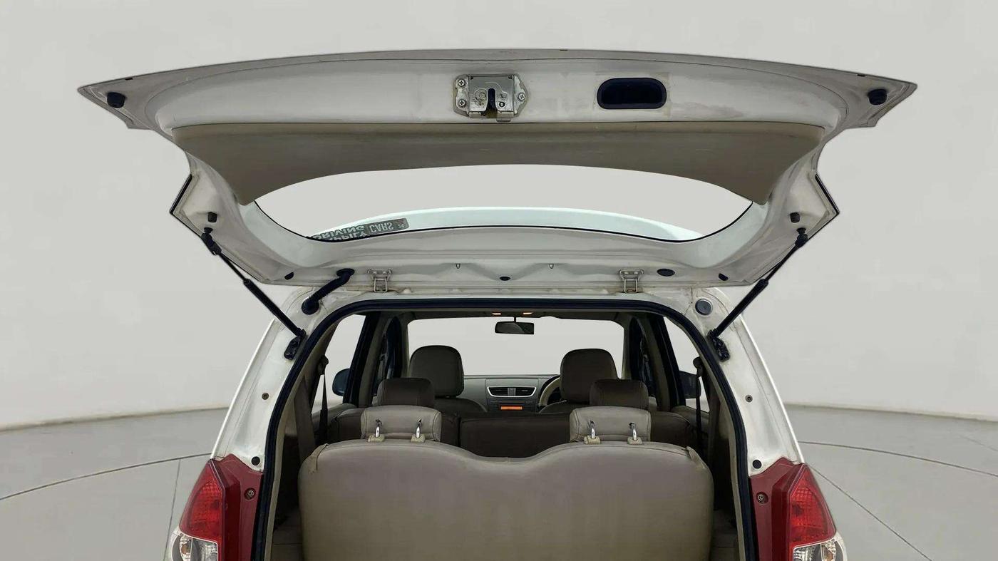 2013 Maruti Ertiga VXI, Petrol, Manual, 57,135 km, Boot Door Open