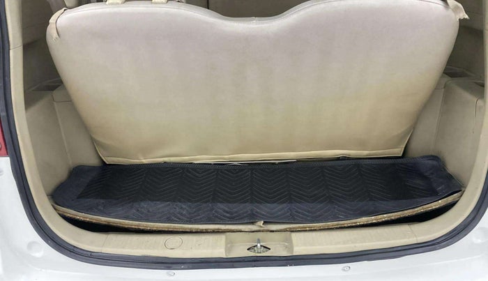 2013 Maruti Ertiga VXI, Petrol, Manual, 57,086 km, Boot Inside