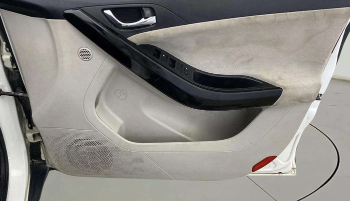 2021 Tata NEXON XZ PLUS PETROL, Petrol, Manual, 52,553 km, Driver Side Door Panels Control