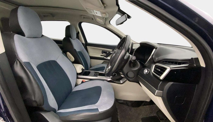 2021 Tata Safari XZA PLUS, Diesel, Automatic, 88,937 km, Right Side Front Door Cabin